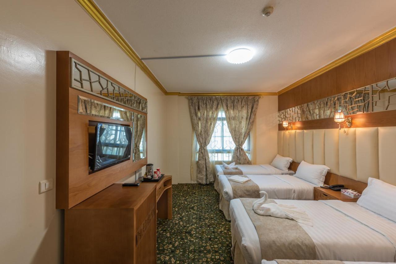 Hotel Grand Zowar